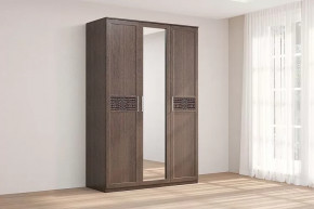 Шкаф 3-х створчатый с зеркалом Кэт-4 Венге Диал в Увате - uvat.mebel-tymen.ru | фото