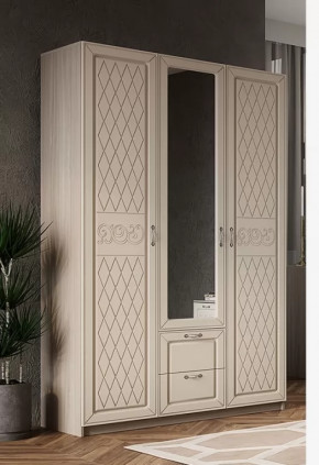 Шкаф трехдверный с зеркалом "Париж" № 2 в Увате - uvat.mebel-tymen.ru | фото